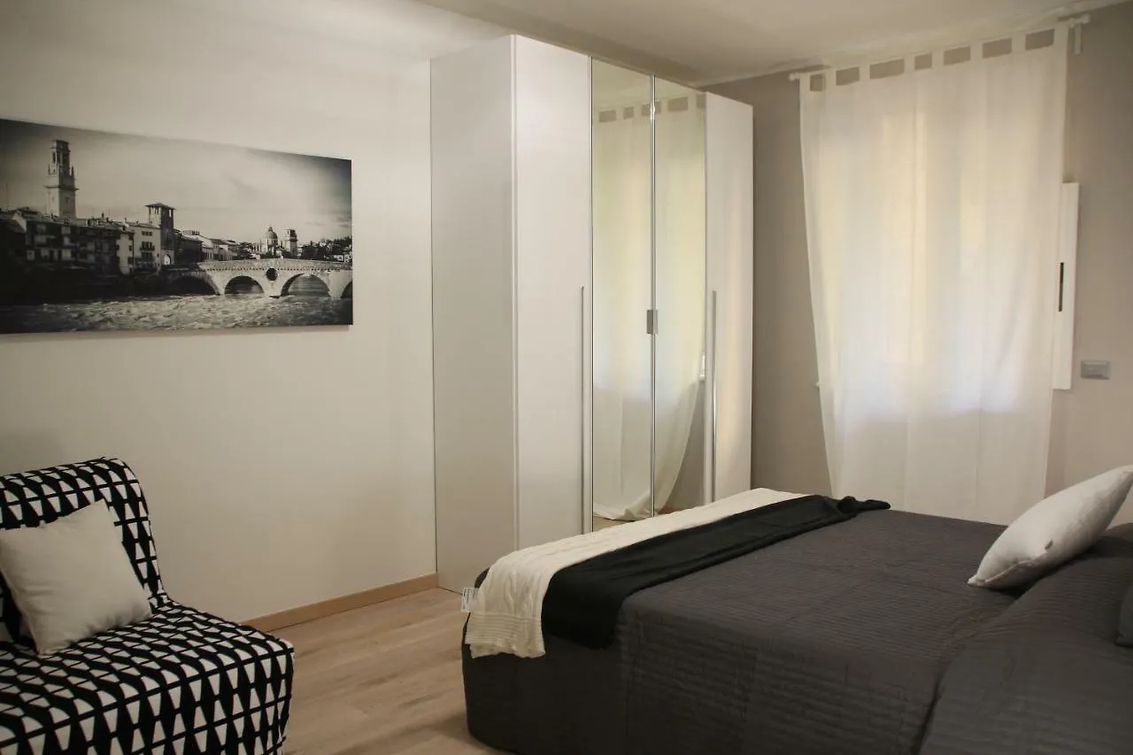Leoncino 14 Apartamento Verona Itália